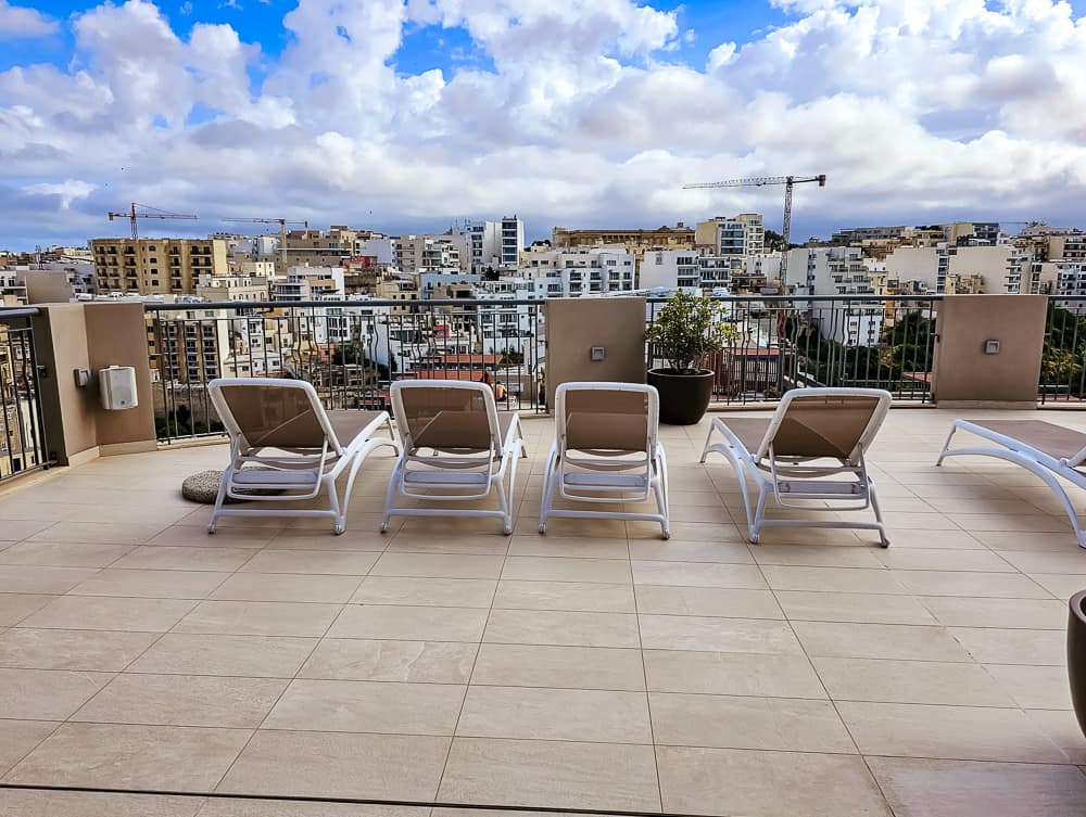 Malta Marriott Hotel & Spa – Piscine Terrasse 1