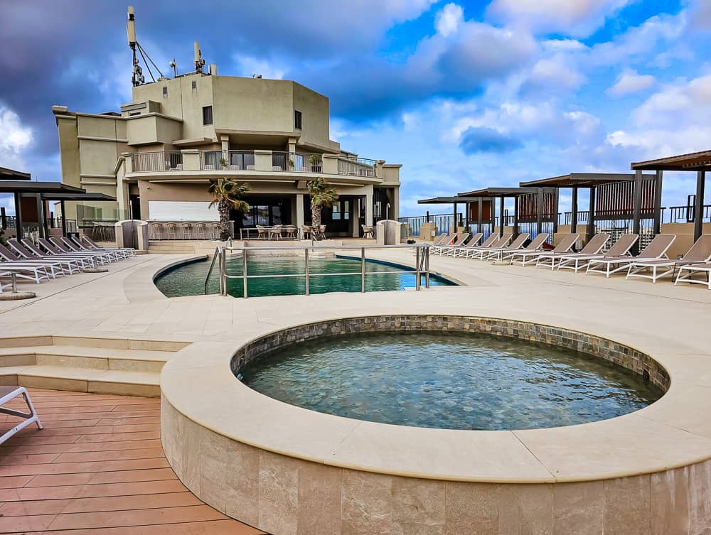 Malta Marriott Hotel & Spa – Piscine Terrasse 17