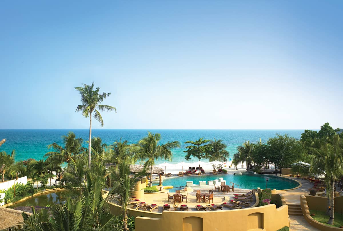 Review: Paradee The Sixth Heaven Koh Samet, Thailand - Paradee Main Pool