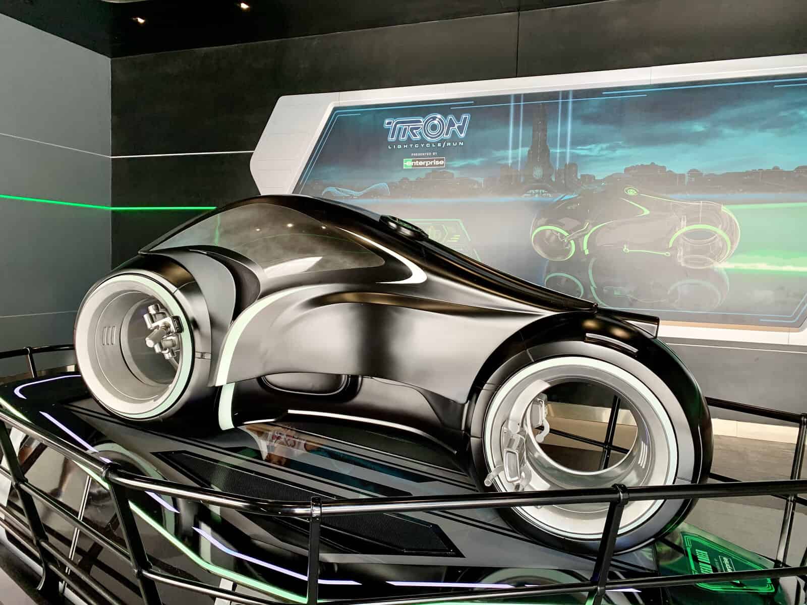 How Much Does a Trip to Walt Disney World Cost? - Tron Disney