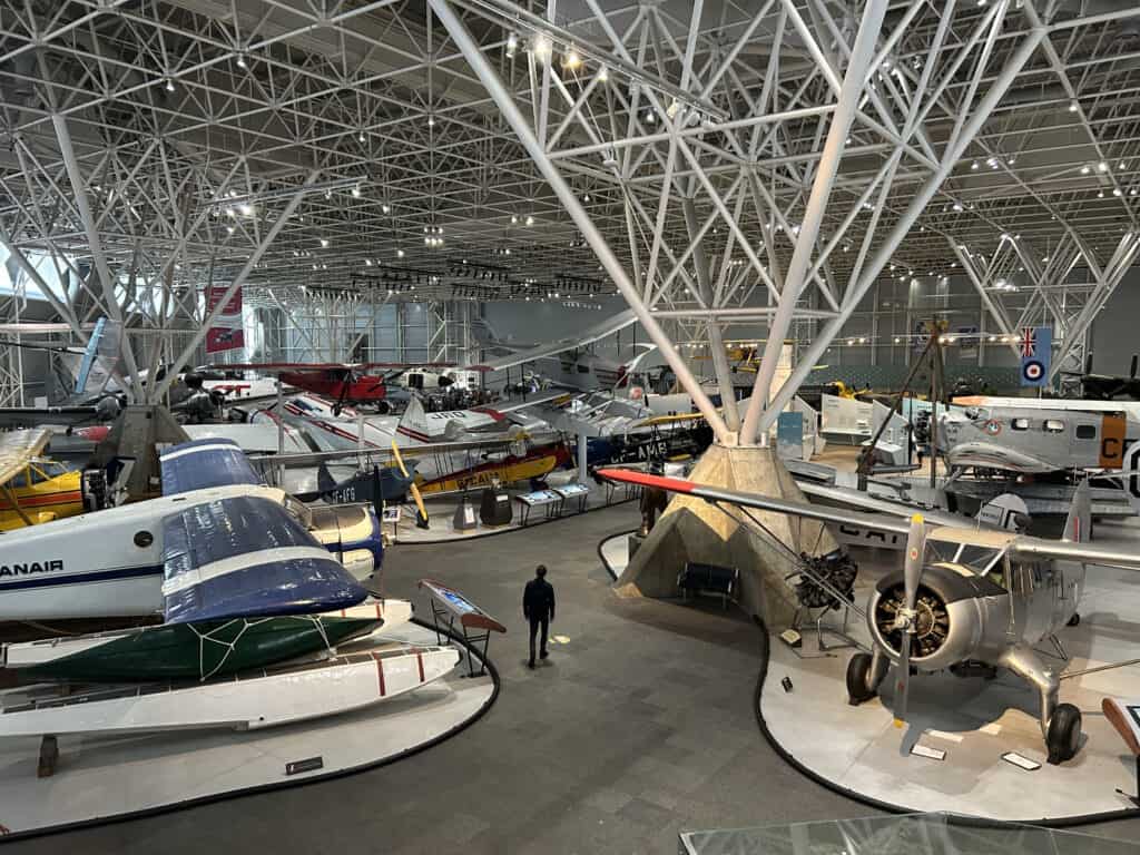 Musee de l aviation et de l espace du Canada Aviation and space Museum