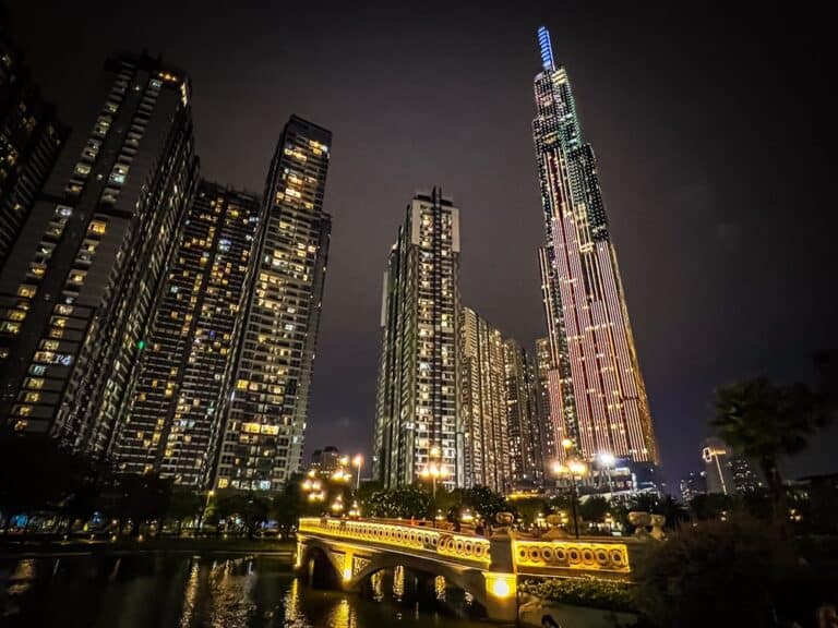 Review : Vinpearl Landmark 81, Autograph Collection | Marriott Bonvoy ...