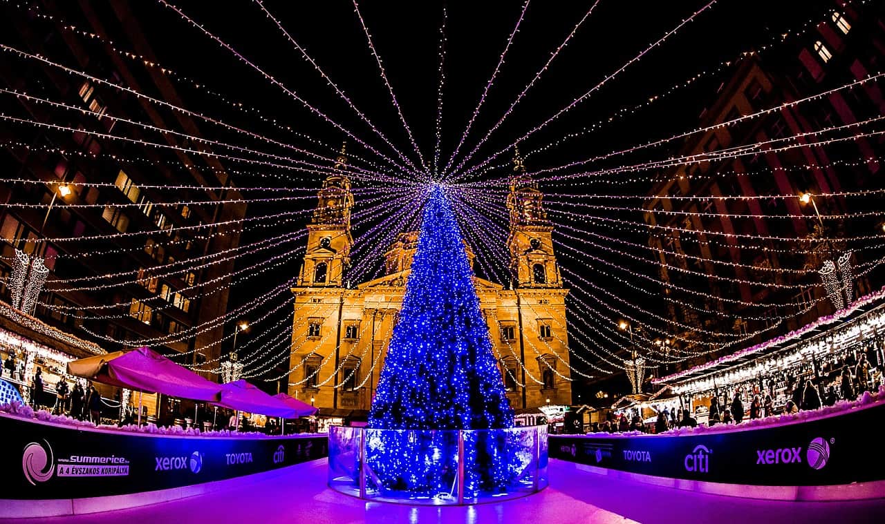The 10 Best Christmas Markets in Europe in 2025 - budapest-1078702-1280