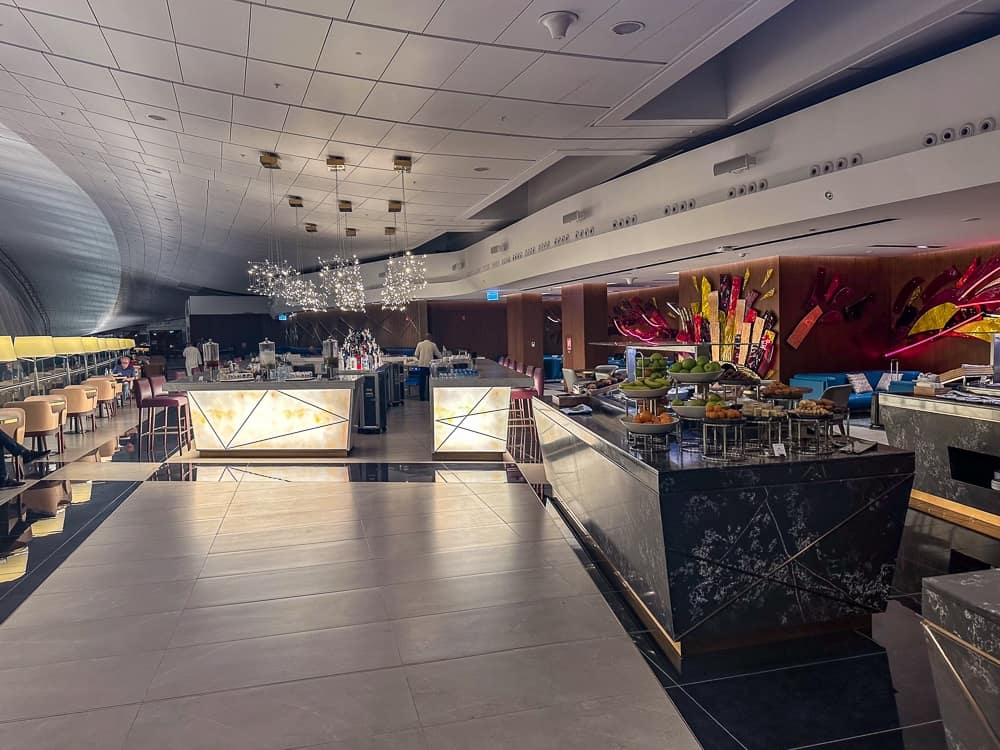 Etihad Business Lounge - Abu Dhabi