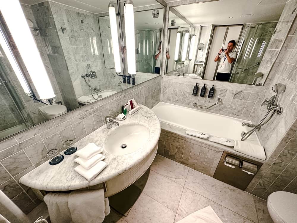 Sheraton Paris CDG-10