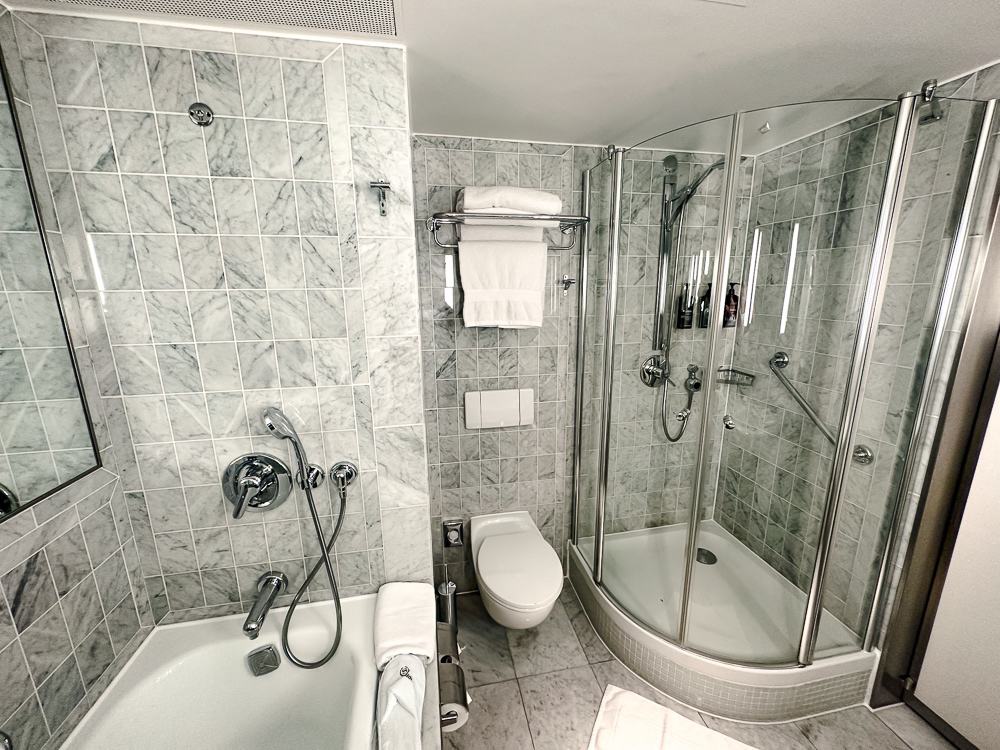 Sheraton Paris CDG-11