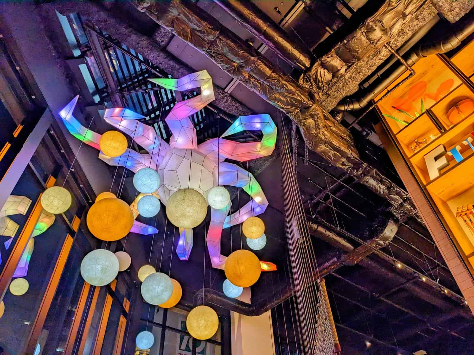 Avis&nbsp;: Moxy Osaka Shin Umeda | Marriott Bonvoy - moxy osaka shin umeda lobby