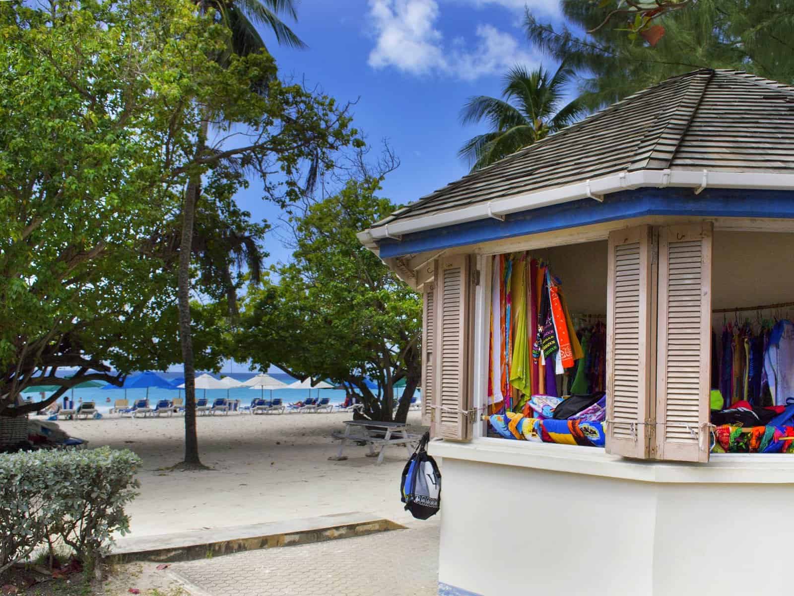 Barbados: the best in all-inclusives and activities - Accra Beach