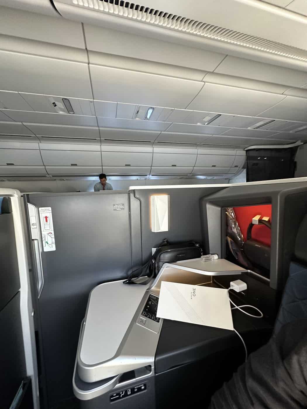 Review: Delta A350 | Delta One Suite | SYD-LAX - Console and storage and door closed