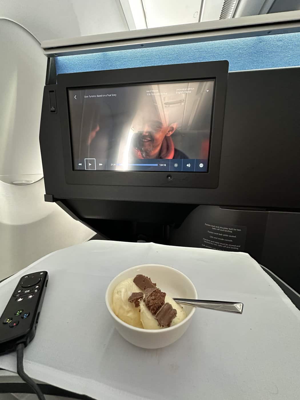 Review: Delta A350 | Delta One Suite | SYD-LAX - ICE CREAM