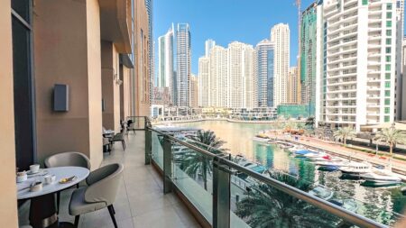 JW Marriott Hotel Marina Luxury Hotel in Dubai Terrasse petit déjeuner 91