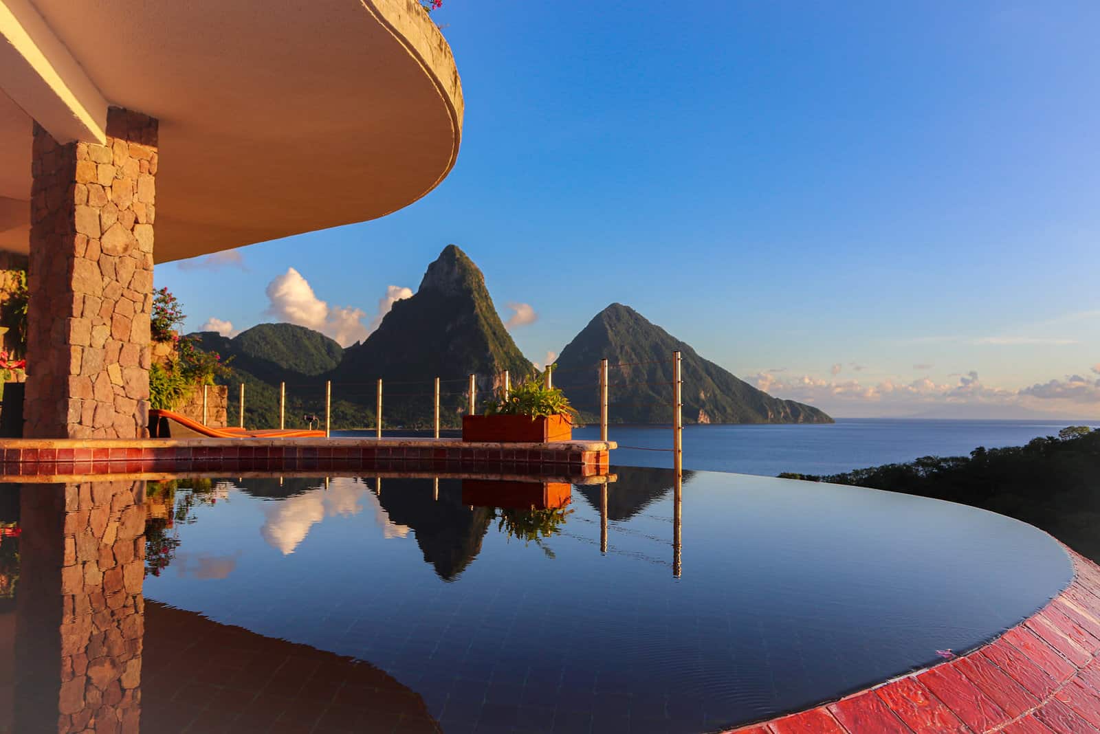 The World’s Most Romantic Destinations and Experiences - Jade Mountain, Facebook page
