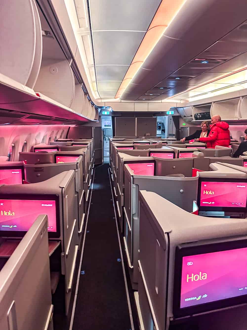 Review: Iberia A350 | Business Class | LHR-MAD - ibA359-01