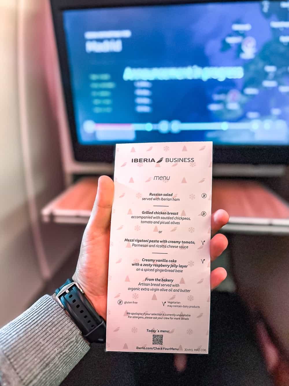Review: Iberia A350 | Business Class | LHR-MAD - ibA359-11
