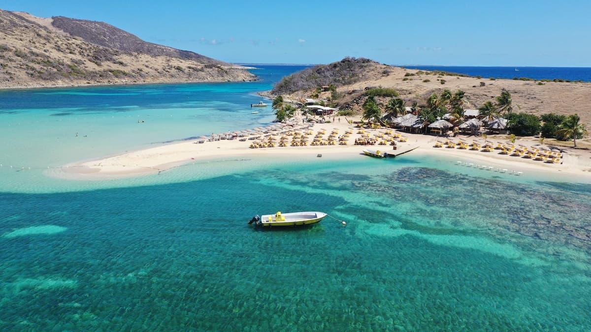 Saint-Barthélemy: the French art of living under the Caribbean sun - ilet-pinel-SXM