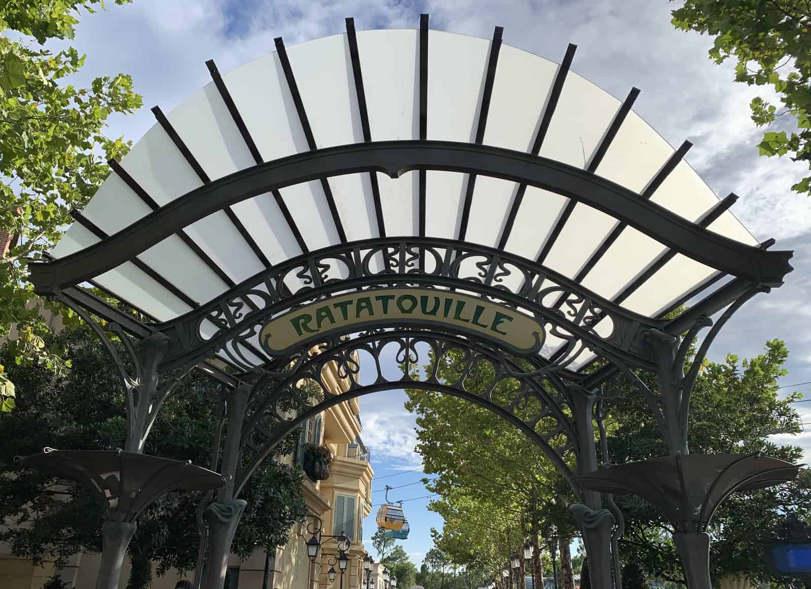 When is the best time to go to Disney without the crowds? - ratatouille disney