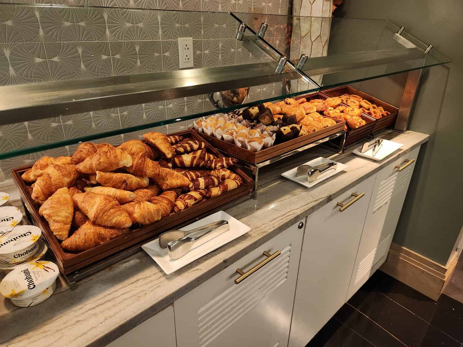 Avis&nbsp;: Conrad New York Midtown | Hilton Honors - Dining 9