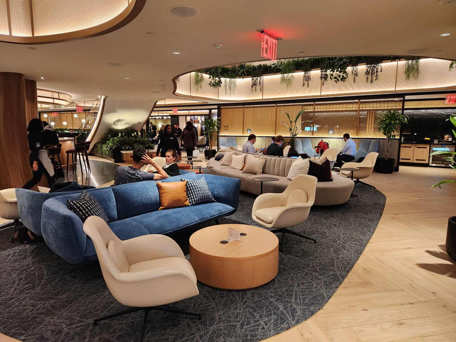Avis&nbsp;: Chase Sapphire Lounge LaGuardia New York (LGA) - Downstairs -3