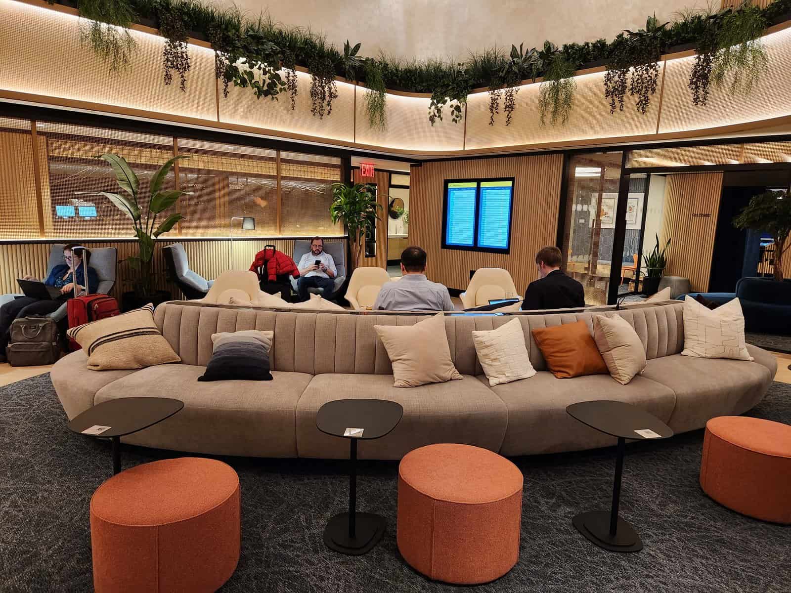Avis&nbsp;: Chase Sapphire Lounge LaGuardia New York (LGA) - Downstairs -4