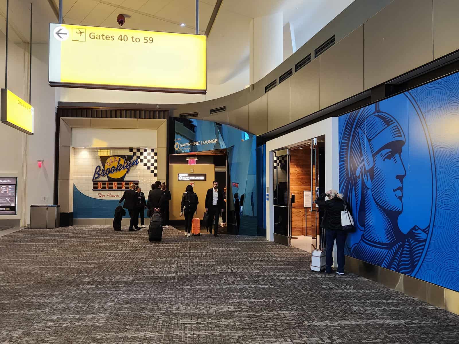 Avis&nbsp;: Chase Sapphire Lounge LaGuardia New York (LGA) - Entrance -1