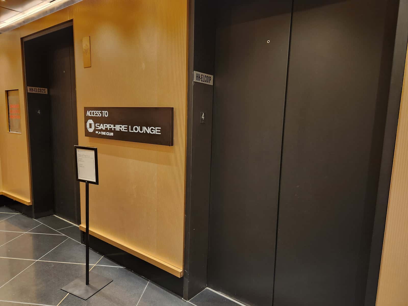 Avis&nbsp;: Chase Sapphire Lounge LaGuardia New York (LGA) - Entrance -3