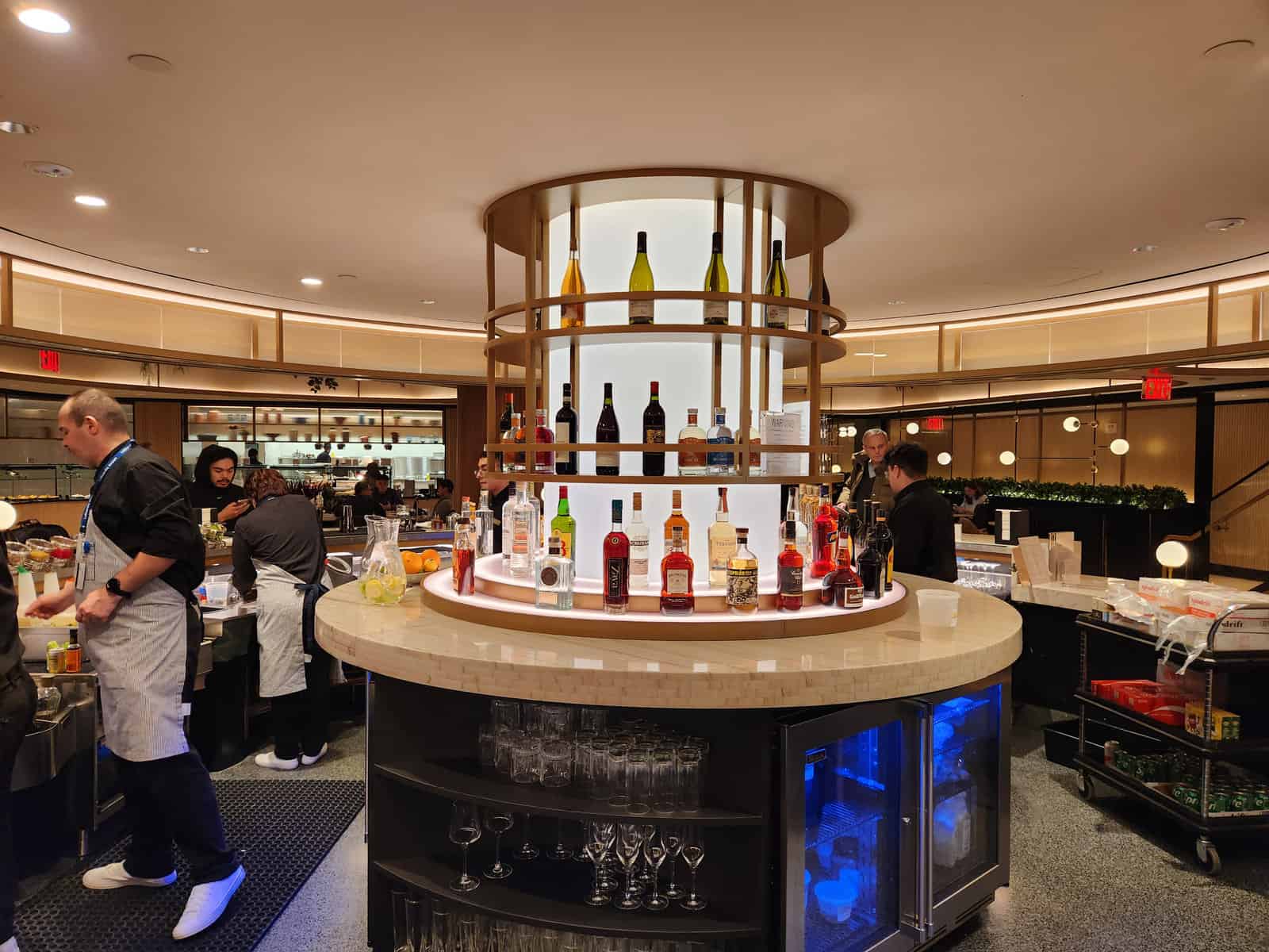 Avis&nbsp;: Chase Sapphire Lounge LaGuardia New York (LGA) - Food -2