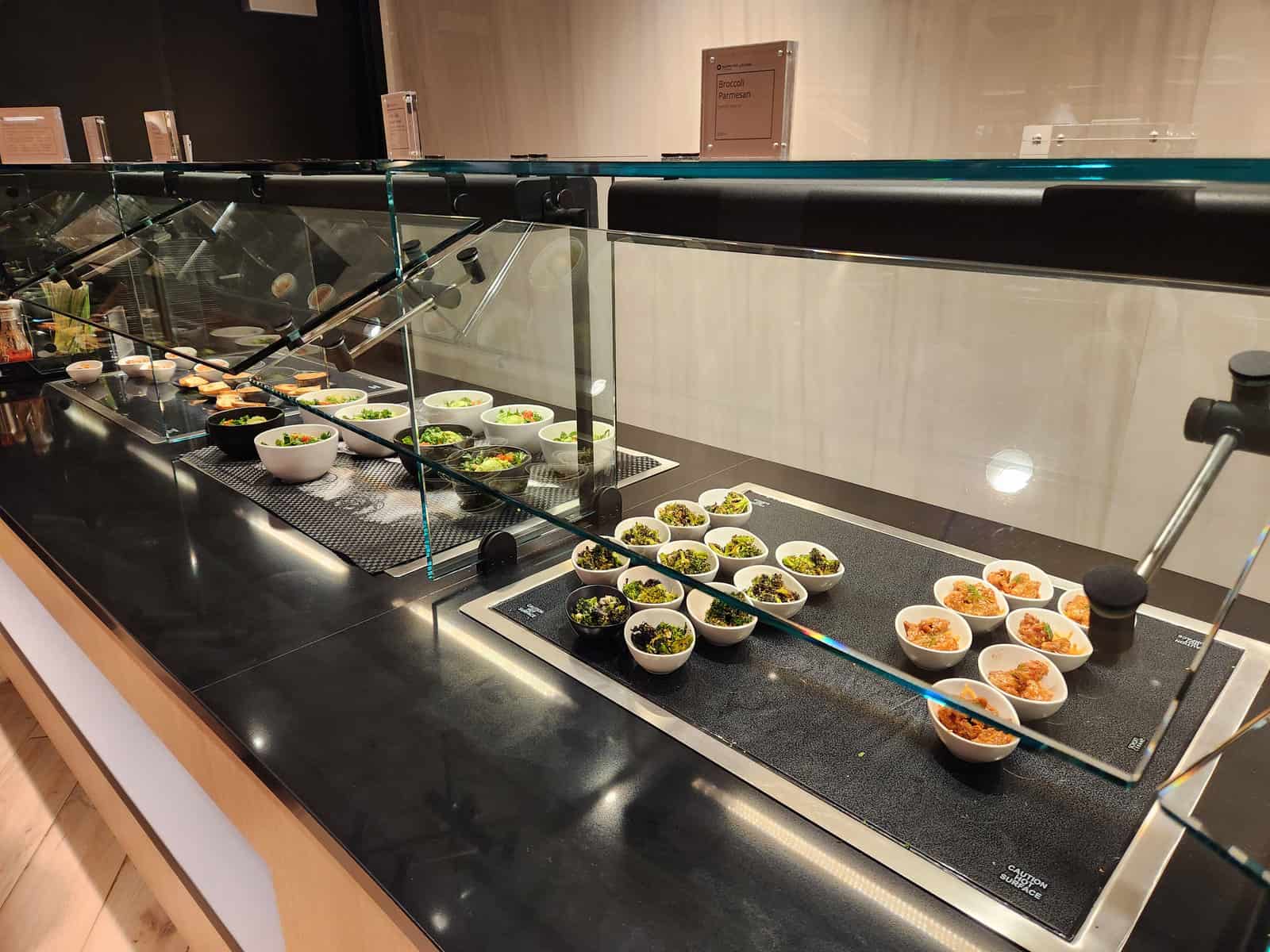 Avis&nbsp;: Chase Sapphire Lounge LaGuardia New York (LGA) - Food -5
