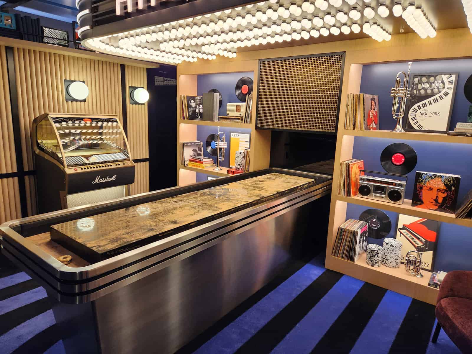 Avis&nbsp;: Chase Sapphire Lounge LaGuardia New York (LGA) - Games -1