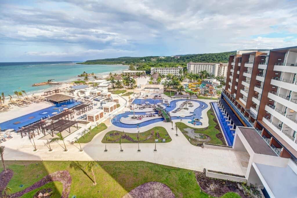 Royalton blue waters montego bay autograph collection all inclusive resort