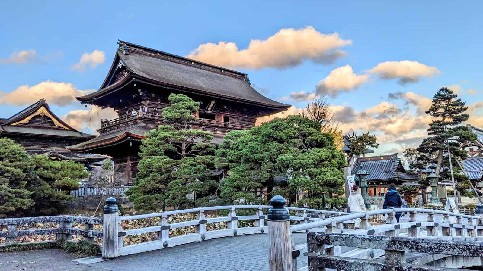 Maximize Your Aeroplan Points For a Trip to Asia - nagano-temple