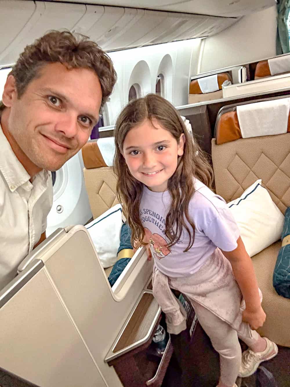 Review: Oman Air B787-9 Business Class | Muscat - Munich - Oman-Air-business-economy-11