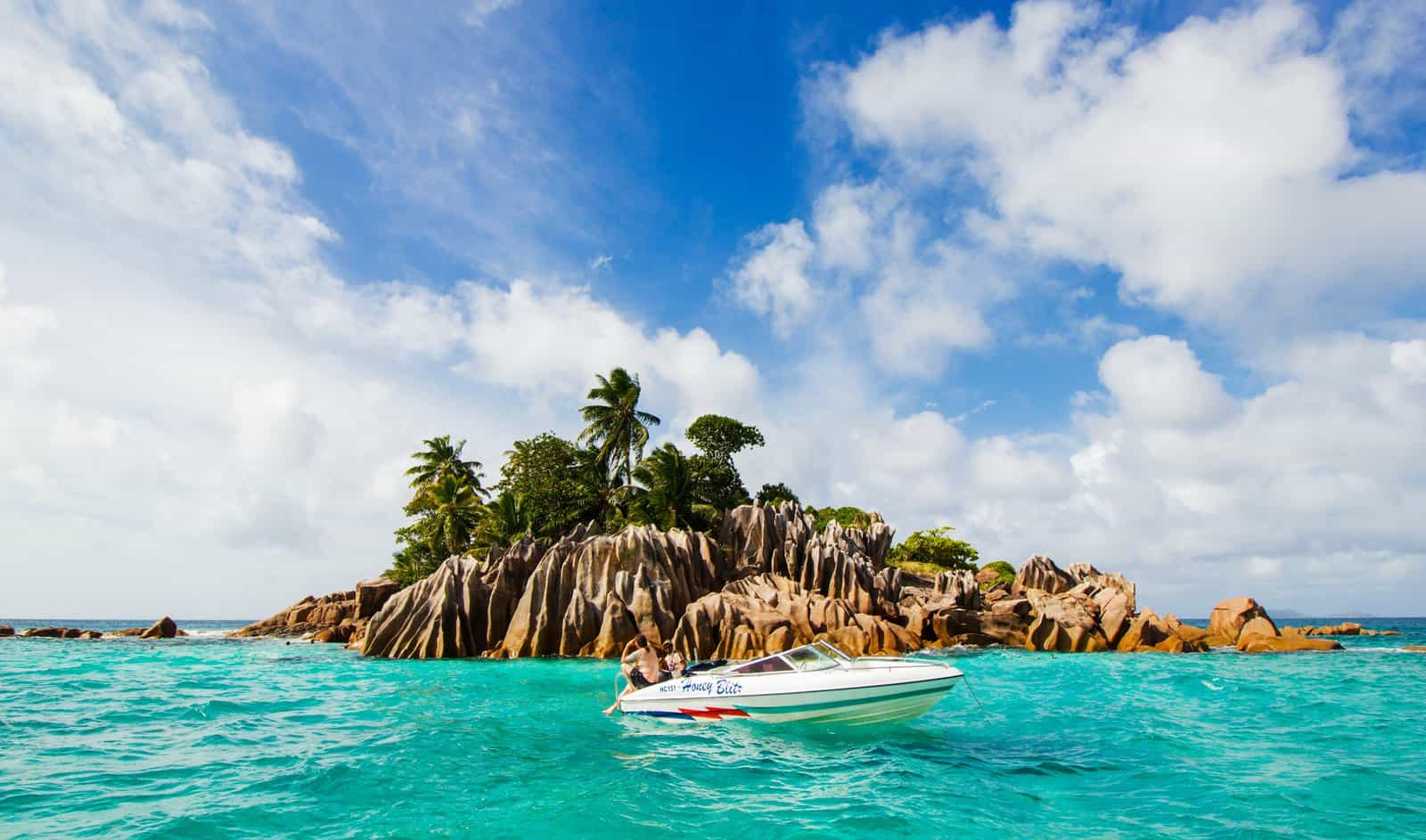 Travel to the Seychelles: Where to Stay and What to Visit - Seychelles-alessandro-russo-unsplash