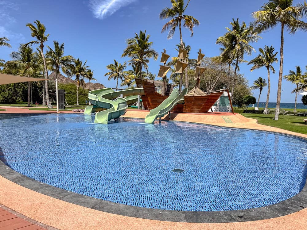 The Ritz Carlton Al Bustan Palace luxury hotel 012