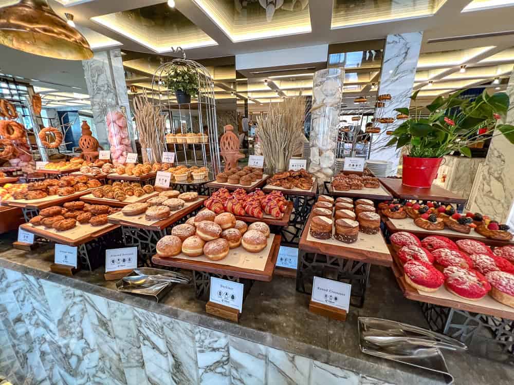 The Ritz Carlton Al Bustan Palace luxury hotel 093