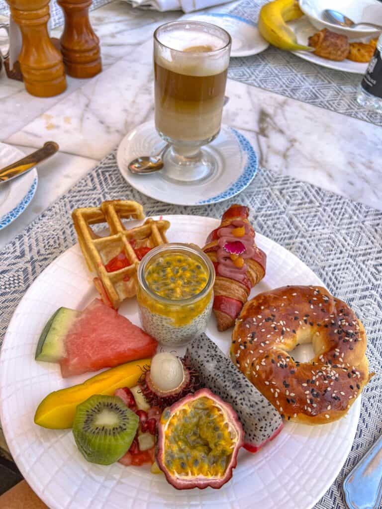 The Ritz Carlton Al Bustan Palace luxury hotel 114