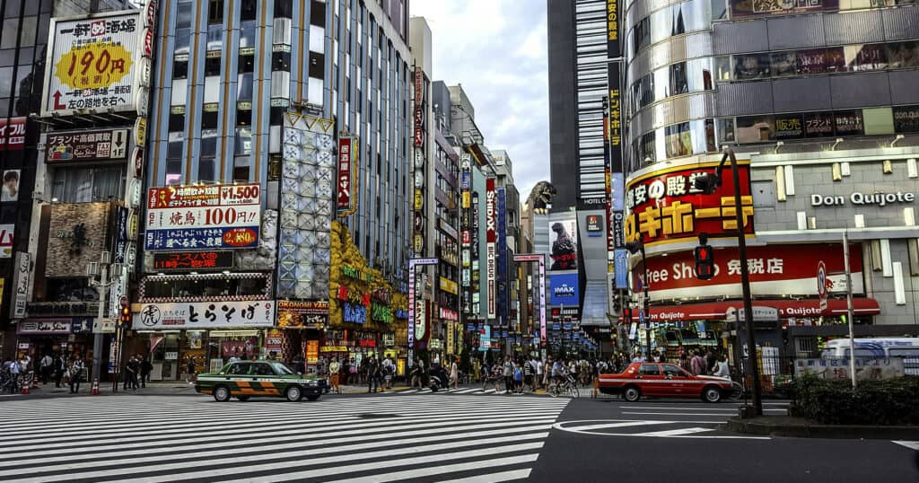 Tokyo-kabukicho-2400×1260