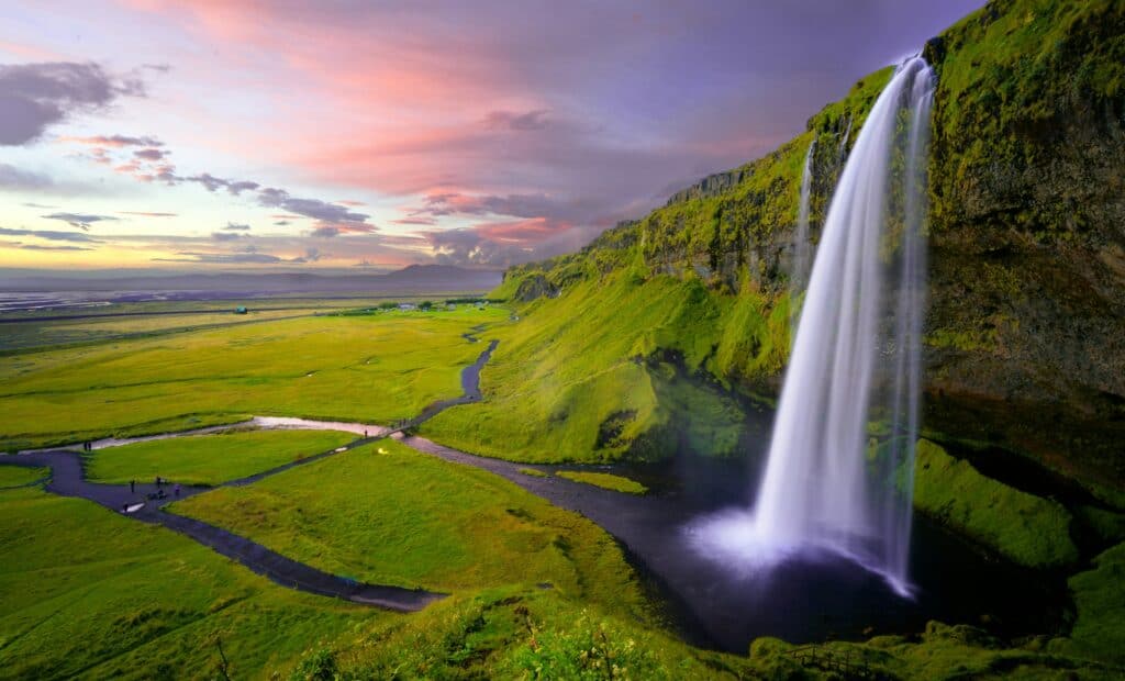 islande skogafoss unsplash