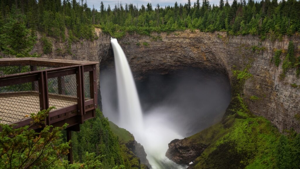 Chutes Helmcken