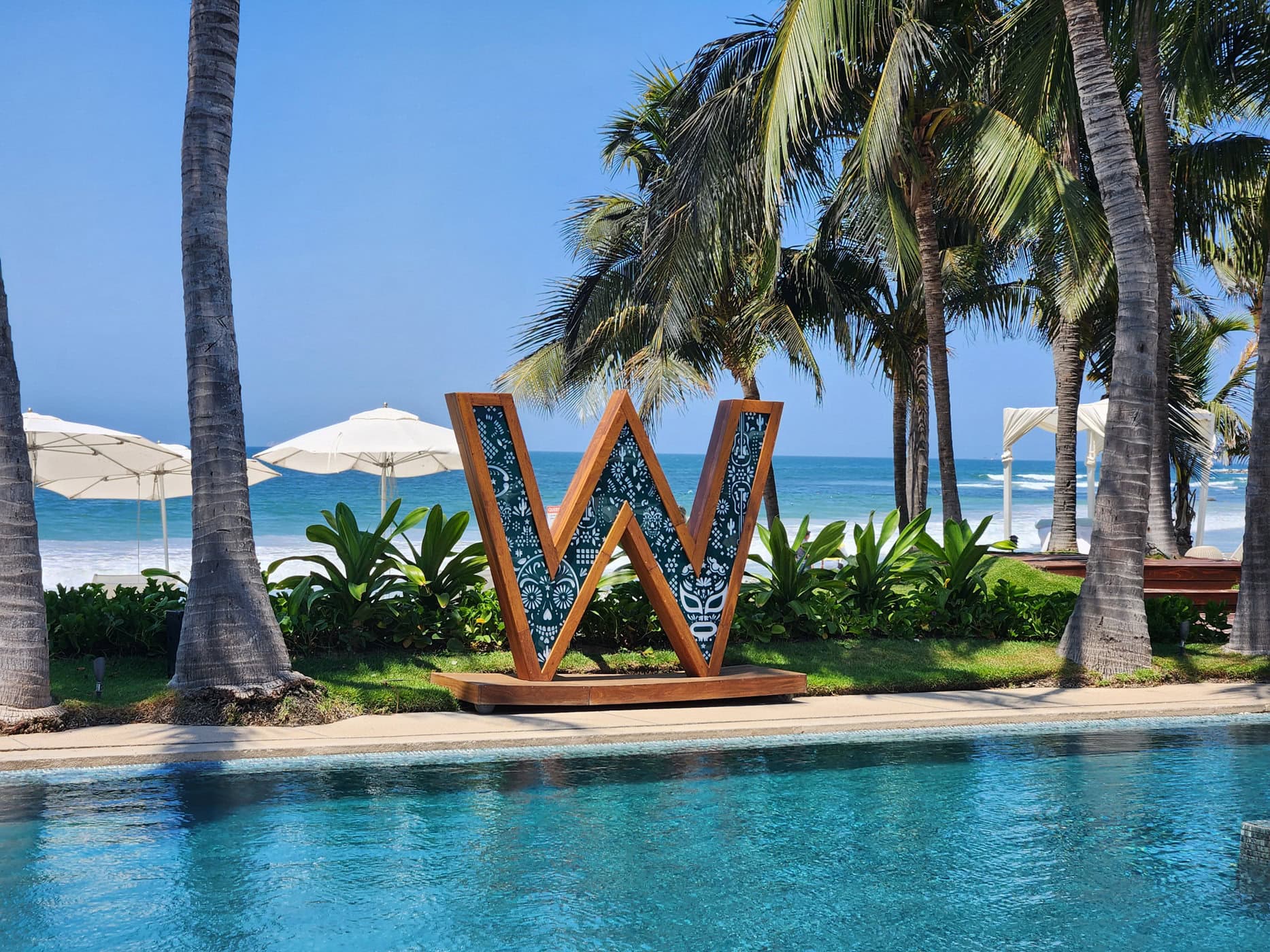 Avis&nbsp;: W Hotel Punta de Mita | Marriott Bonvoy - Pool 4b