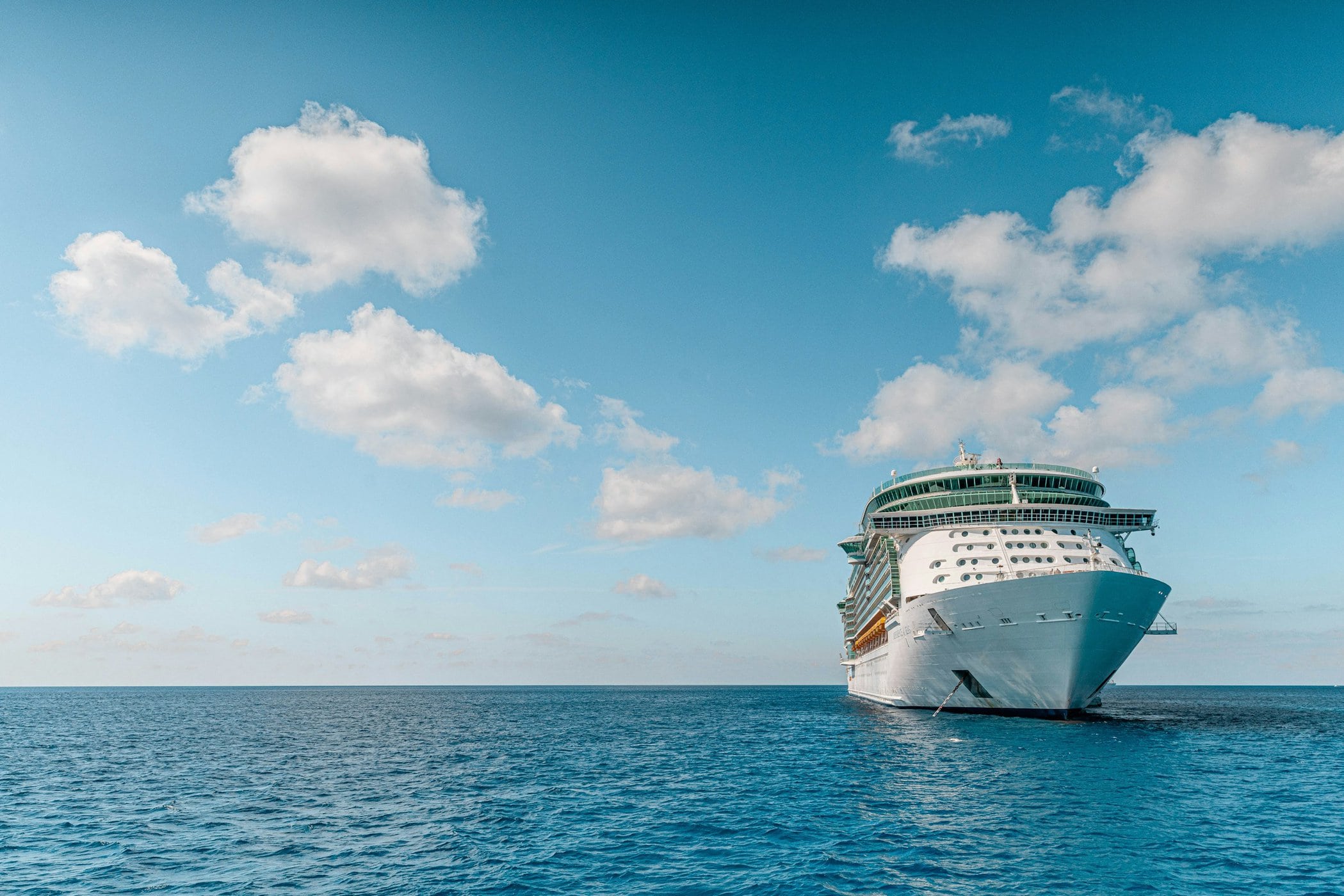 Comment avoir une croisière à petit prix avec ses points de cartes de crédit? - josiah weiss croisiere unsplash
