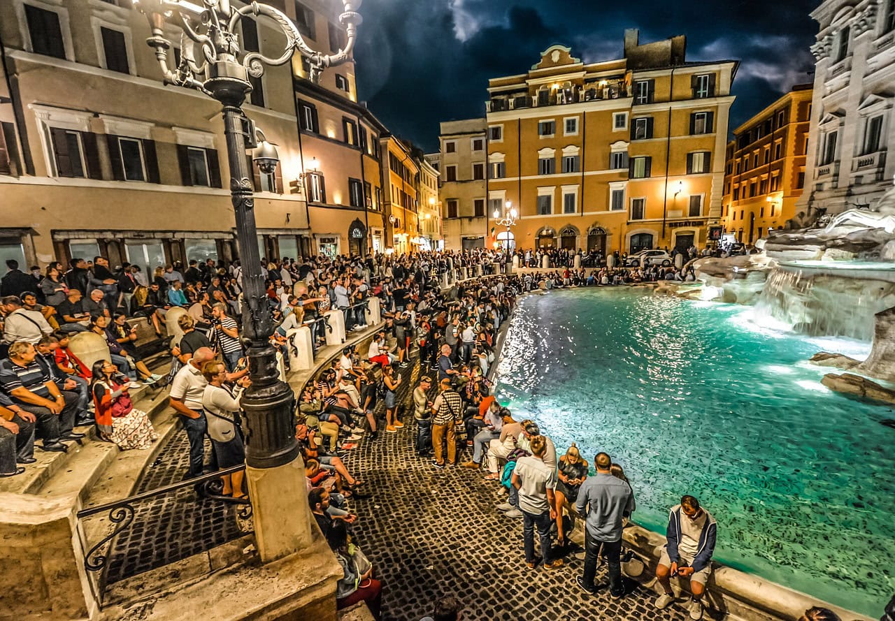 Meilleures astuces pour voyager en haute saison 2026 - voyage haute saison trevi