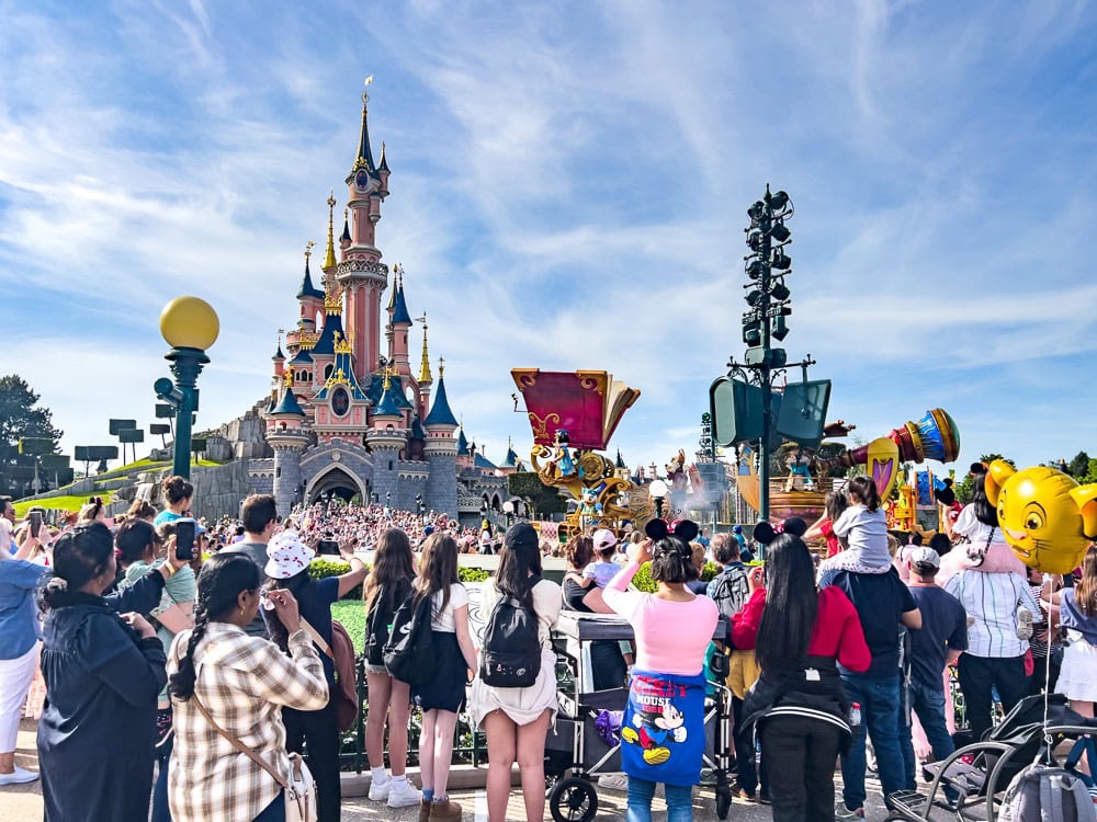 Disneyland Paris parade1