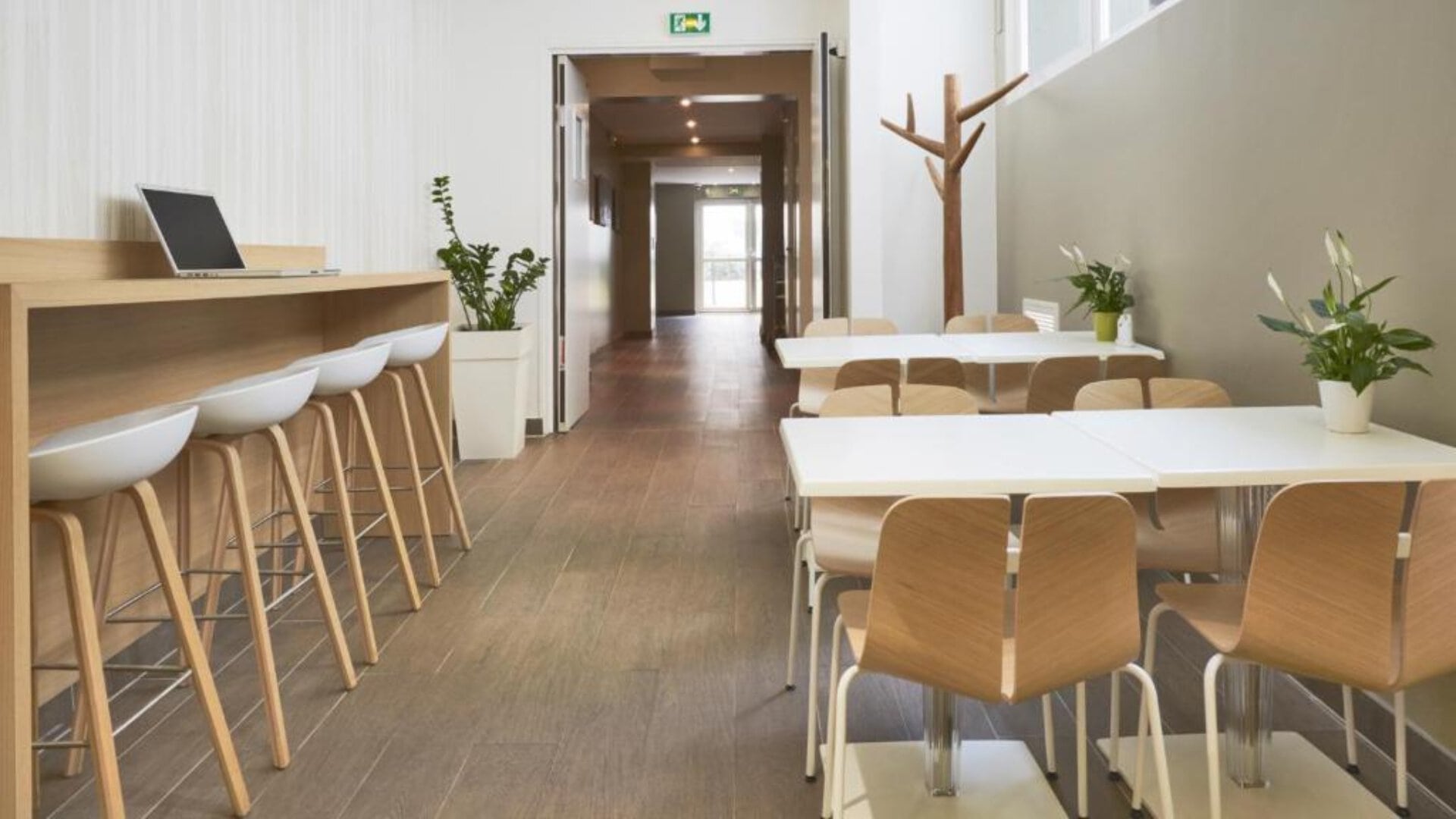 Hôtels Kyriad : les 5 meilleurs hôtels de Paris où séjourner - Kyriad Paris 18 Porte de Clignancourt Montmartre 01