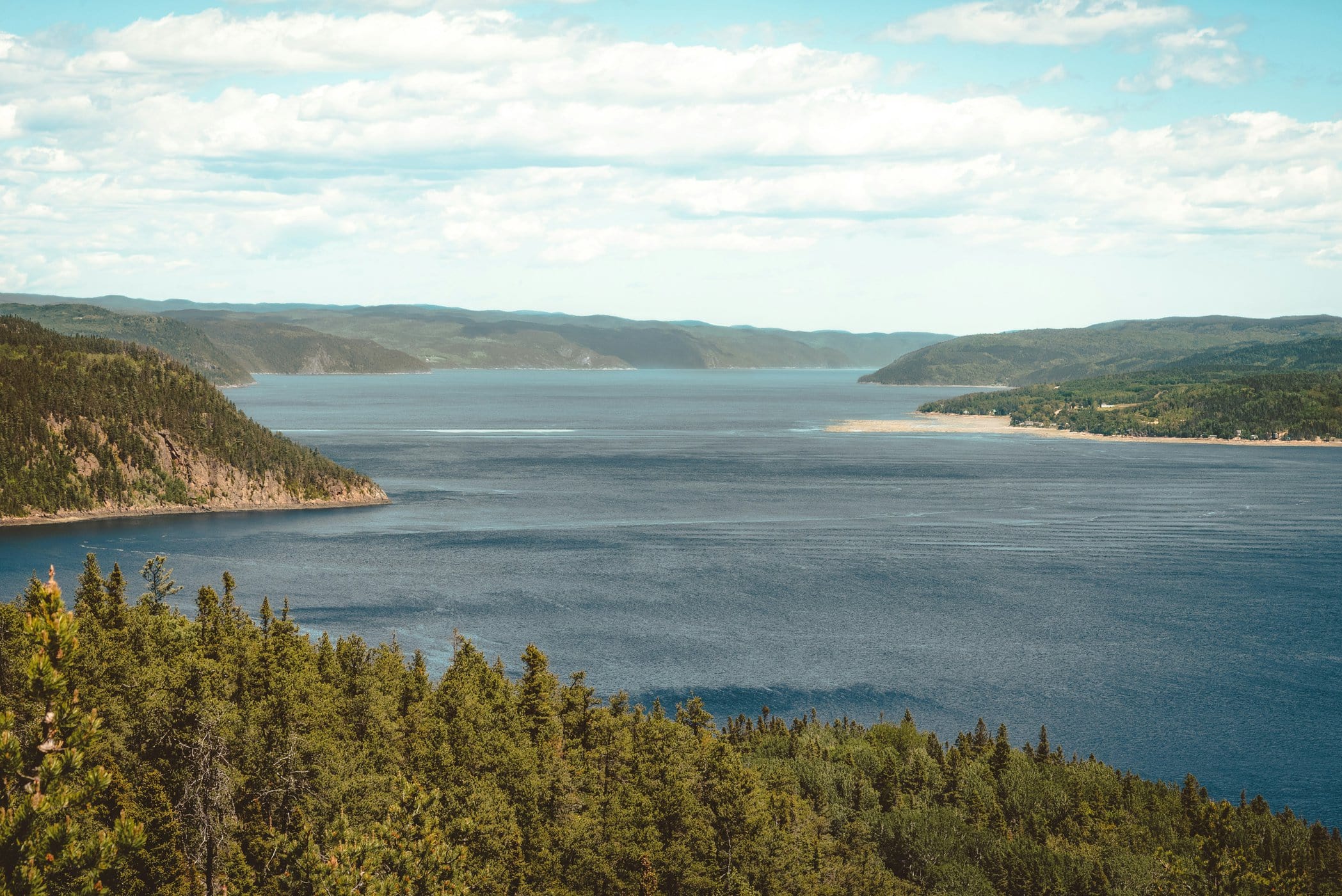 Voyage au Canada&nbsp;: les destinations à ne pas manquer en 2026 - jaunathan gagnon fjord saguenay unsplash