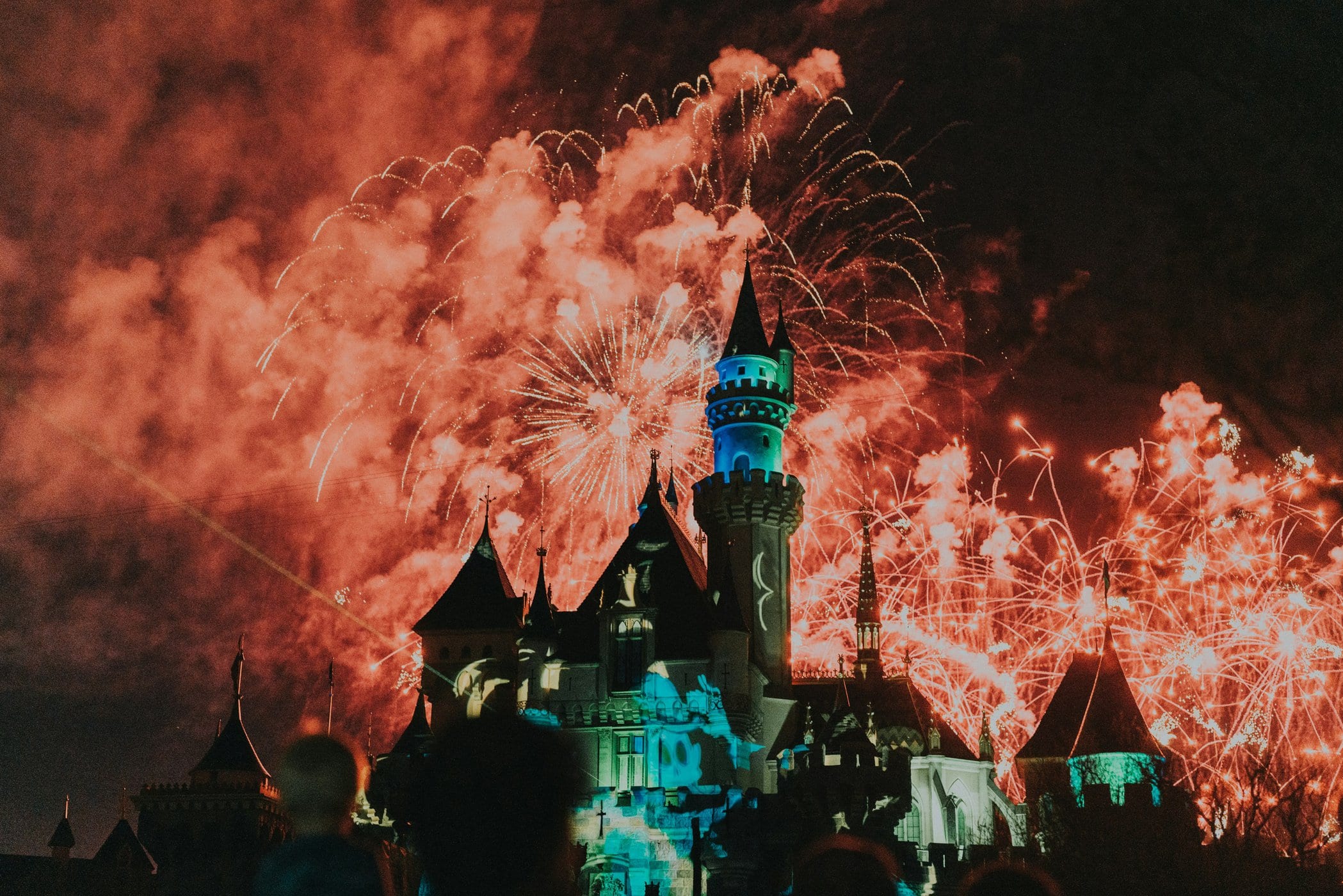 Guide to the Best Theme Parks in North America - Disneyland Resort