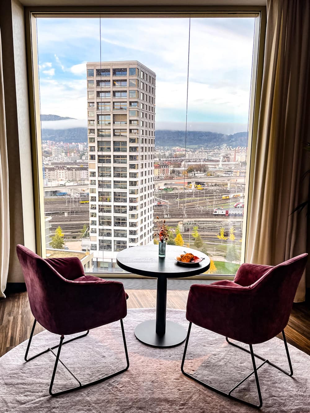 Review: Renaissance Zurich Tower Hotel | Marriott Bonvoy - Renaissance Zurich Tower-14