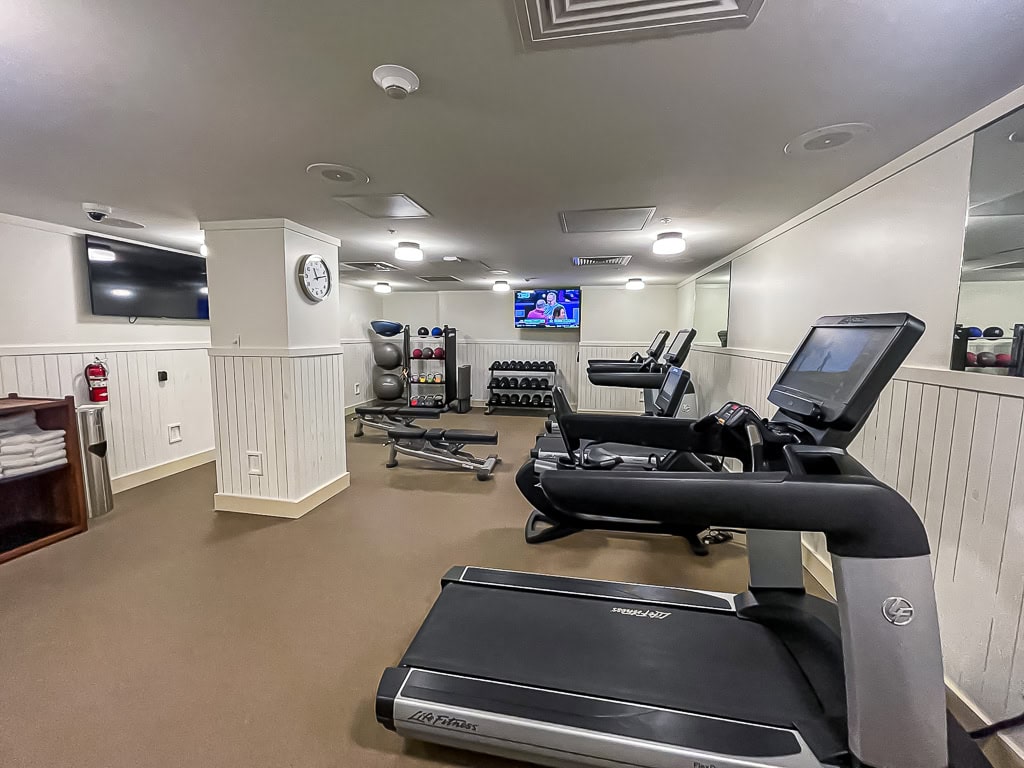 Grand Adirondack Hotel Lake Placid 25