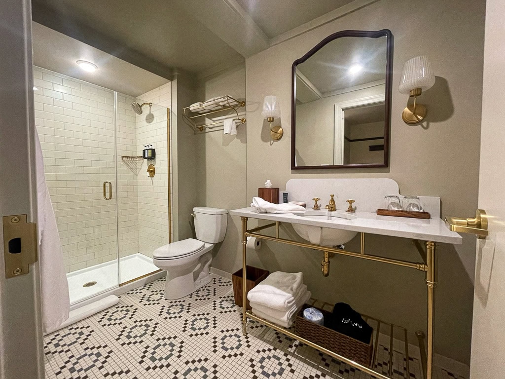 Grand Adirondack Hotel Lake Placid 5