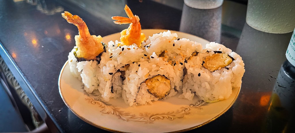 Maui Miso Phat menu enfant tempura roll