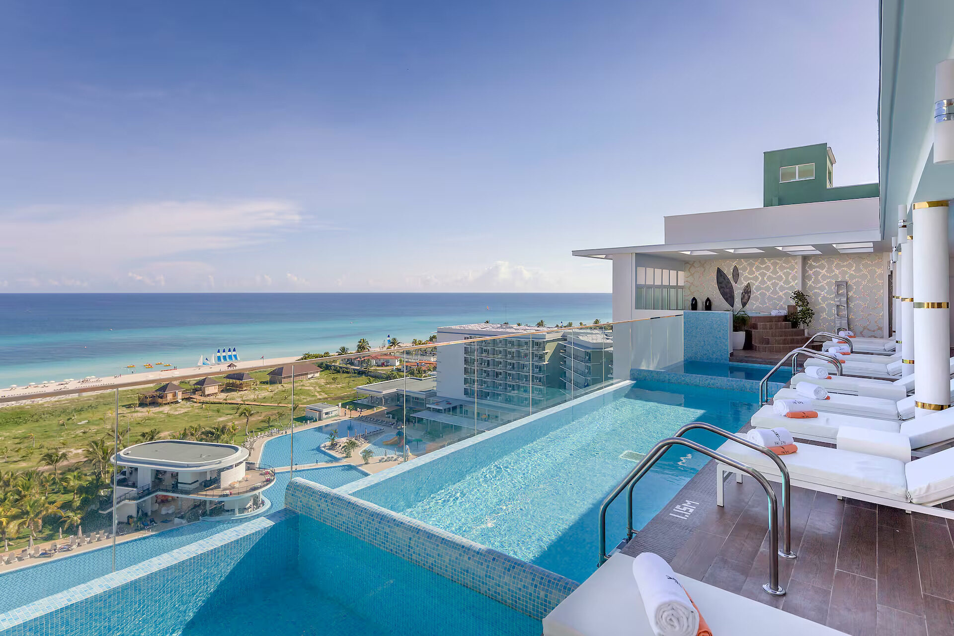Guide: The Best Resorts and All-inclusive Hotels in Cuba - melia internacional varadero